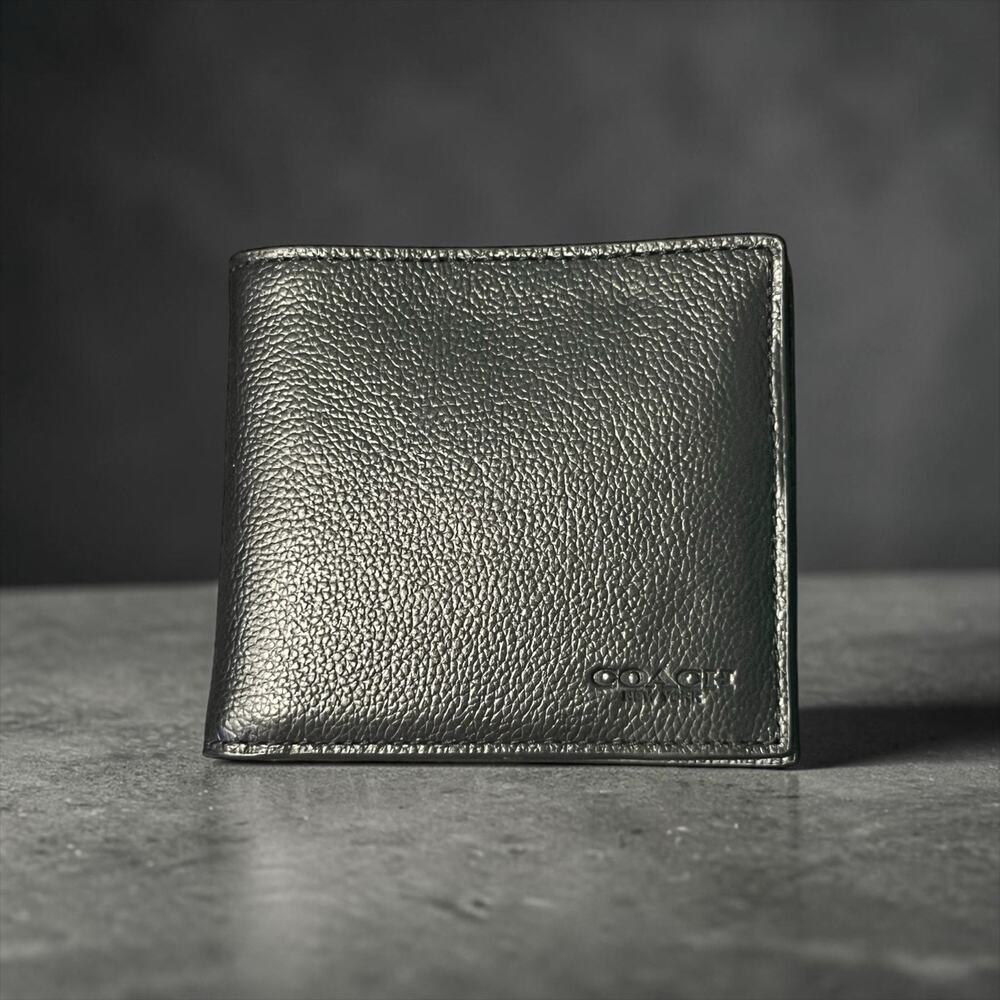 Coach Compact ID Wallet in black leather New MSRP $225